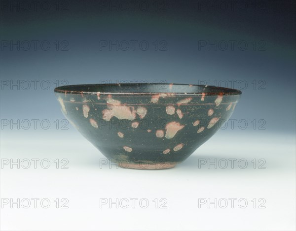 Jizhou bowl with stylised open flower, Yuan dynasty, China, late 13th-early 14th century. Artist: Unknown