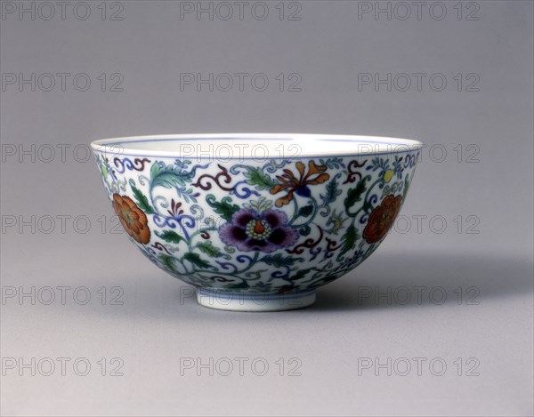 Doucai bowl with floral decoration, Yongzheng period, Qing dynasty, China, 1723-1735. Artist: Unknown