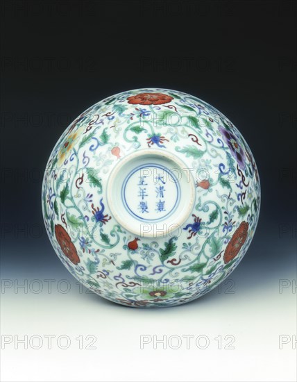 Doucai bowl with floral decoration, Yongzheng period, Qing dynasty, China, 1723-1735. Artist: Unknown