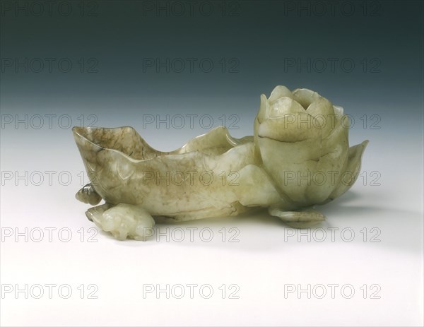 Jade lotus brushwasher with frog, duck and snail, late Ming dynasty, China, 1550-1644. Artist: Unknown