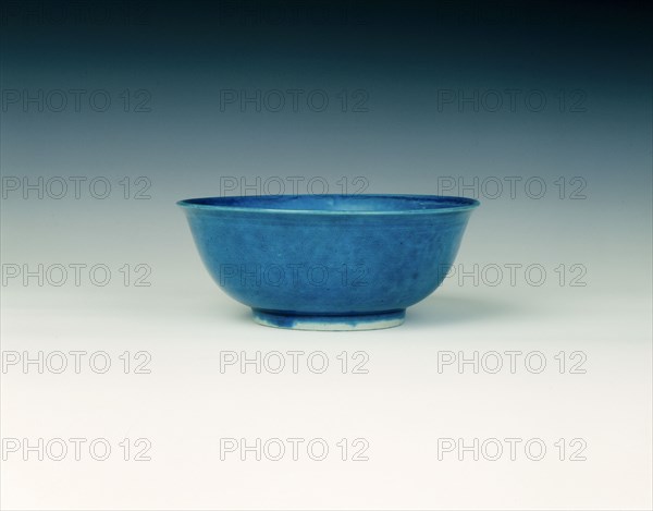 Turquoise glazed bowl, Qing dynasty, China, second half of 17th century. Artist: Unknown