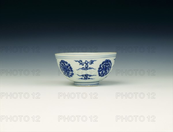 Blue and white bowl, Ming dynasty, Jiajing period, China, 1522-1566. Artist: Unknown