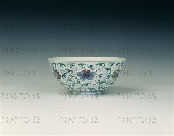 Doucai bowl with floral scrolls, Qing dynasty, Qianlong period, China, 1736-1795. Artist: Unknown