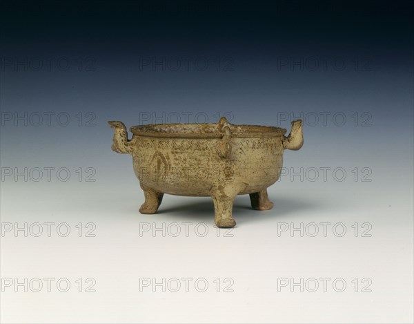 Proto-Yue tripod pot, Late Warring States, China, c3rd-2nd century BC. Artist: Unknown