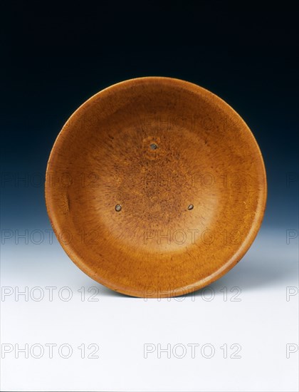 Amber lead glazed bowl, Liao dynasty, China, 907-1125 AD. Artist: Unknown