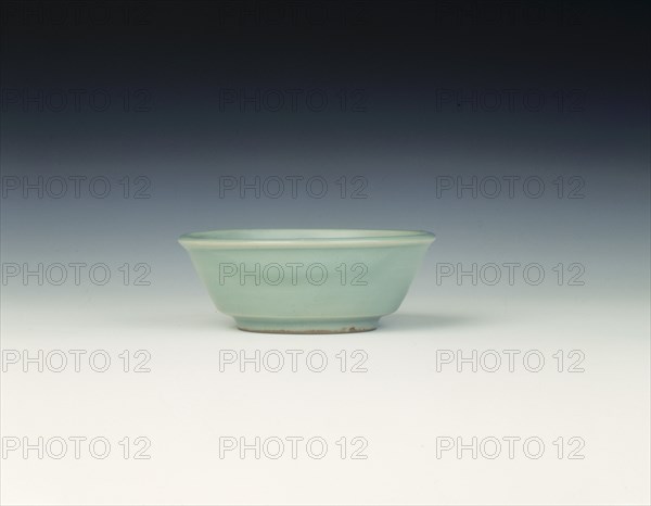 Longquan Kinuta celadon basin, Southern Song dynasty, China, 1127-1279. Artist: Unknown