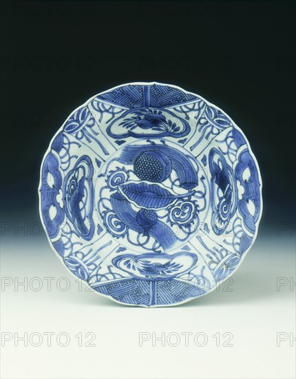 Kraak blue and white basin, Late Ming dynasty, China, c1600-1620. Artist: Unknown