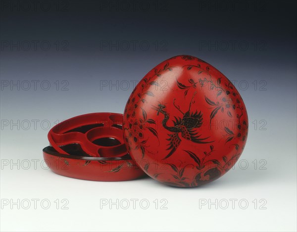 Red lacquer peach-shaped box, Qing dynasty, China, 18th century. Artist: Unknown