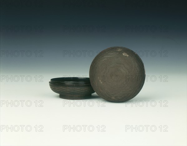 Lacquer and woven silver box, Late Ming dynasty, China, 1600-1644. Artist: Unknown