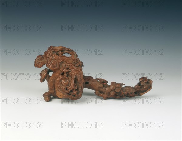 Boxwood ruyi sceptre, Qing dynasty, China, 18th century. Artist: Unknown