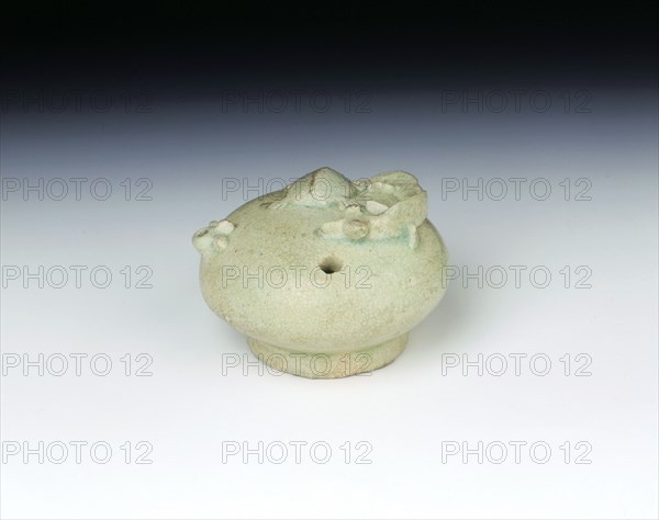Celadon water dropper with salamander and tortoise, early Choson period, Korea, 15th century. Artist: Unknown