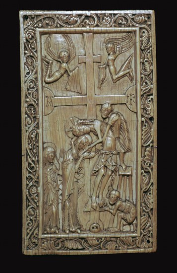 Ivory carving of the deposition from the cross. Artist: Unknown