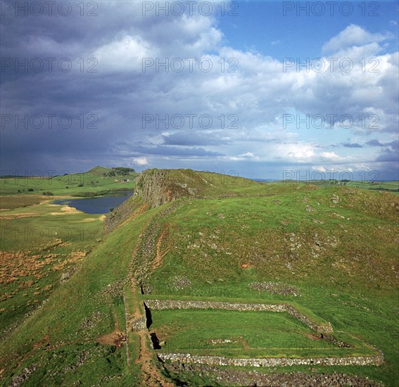 Hadrian's Wall, looking east to Milecastle, 2nd century. Artist: Unknown