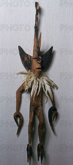 Statuette of the shark spirit Men-Ar-Ta-Lu from Santa Cruz. Artist: Unknown