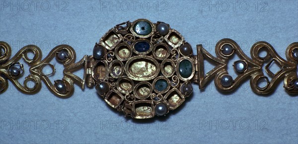 Gold jewelled Roman bracelet. Artist: Unknown