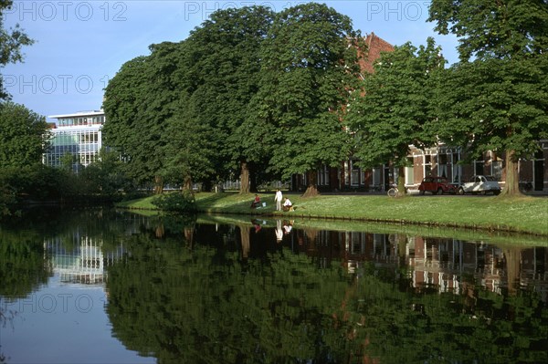 The moat of the old city of Leiden.