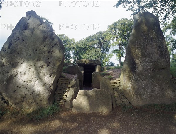 Wayland's Smithy, 36th century BC. Artist: Unknown