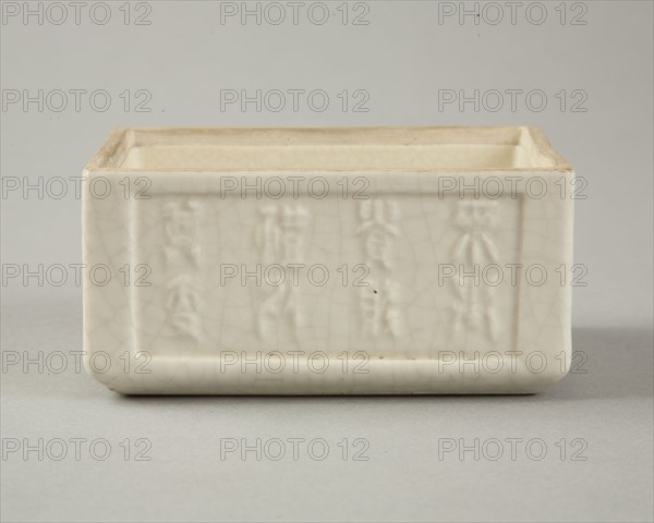 Soft paste rectangular vessel with characters in relief, early 19th century. Artist: Unknown.