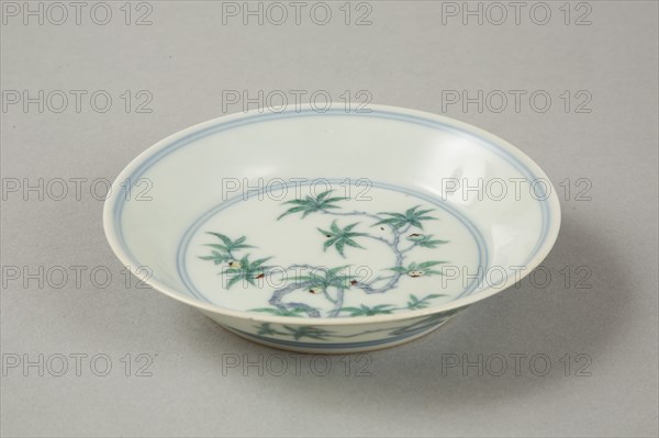 Doucai saucer with fruiting peach, late Kangxi period (1700-1722). Artist: Unknown.