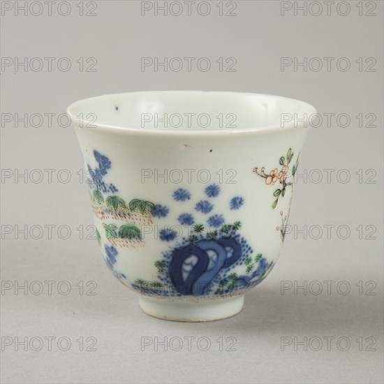 Underglaze blue month cup with polychrome enamelled decoration, second half of 19th century. Artist: Unknown.