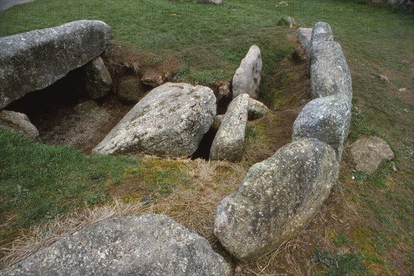 Tregiffian Barrow, Neolithic tomb, 3rd Millennium BC, Penwith, Cornwall, 20th century. Artist: CM Dixon.