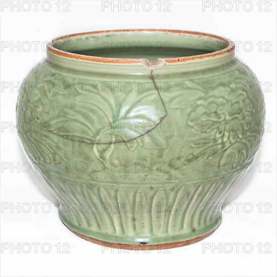 Longquan celadon jar, 14th century. Artist: Unknown.