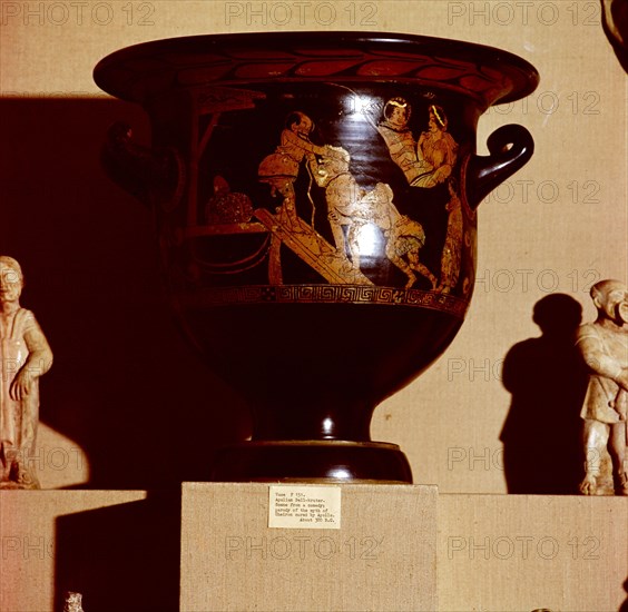 Comedy scene, Apollo cures Cheiron Krater, 380 BC