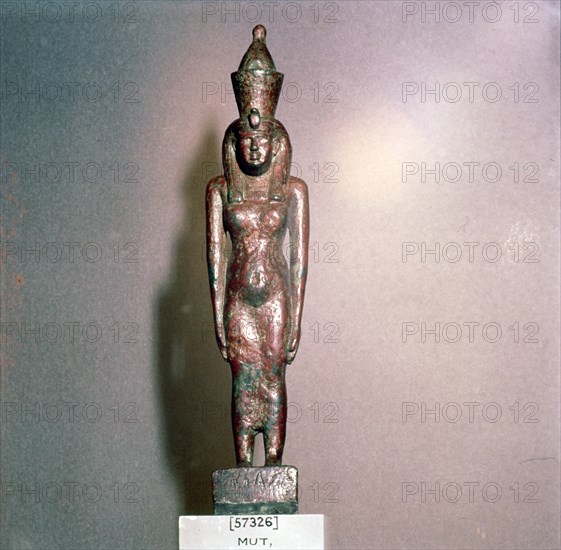 Egyptian bronze, Goddess Mut, Theban Mother-goddess, 18th Dynasty, c1550BC-1298BC. Artist: Unknown.