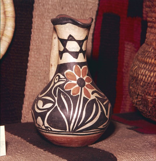 Decorated Pot, Zuni Tribe, Pueblo Indians. North America. Artist: Unknown.