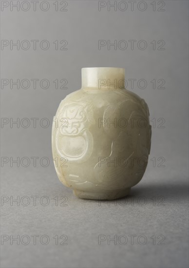 Jade snuff bottle, China, Qing dynasty, 1644-1911. Creator: Unknown.