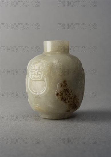 Jade snuff bottle, China, Qing dynasty, 1644-1911. Creator: Unknown.