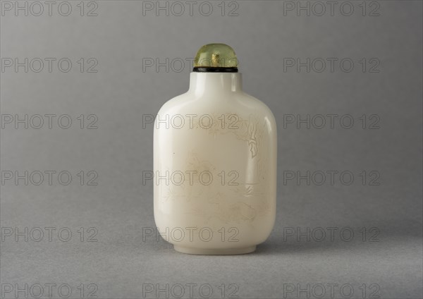 White glass snuff bottle, China, Qing dynasty, 1644-1911. Creator: Unknown.