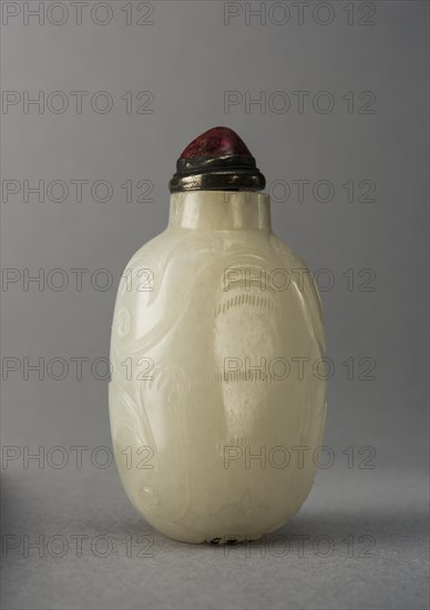 Jade snuff bottle in an animal form, China, Qing dynasty, 1644-1911. Creator: Unknown.