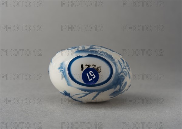 White glass snuff bottle with blue overlay, China, Qing dynasty, 1644-1911. Creator: Unknown.