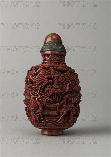 Lacquer snuff bottle, China, Qing dynasty, 1644-1911. Creator: Unknown.