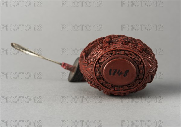 Lacquer snuff bottle, China, Qing dynasty, 1644-1911. Creator: Unknown.