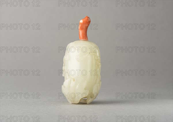 Jade snuff bottle, China, Qing dynasty, 1644-1911. Creator: Unknown.