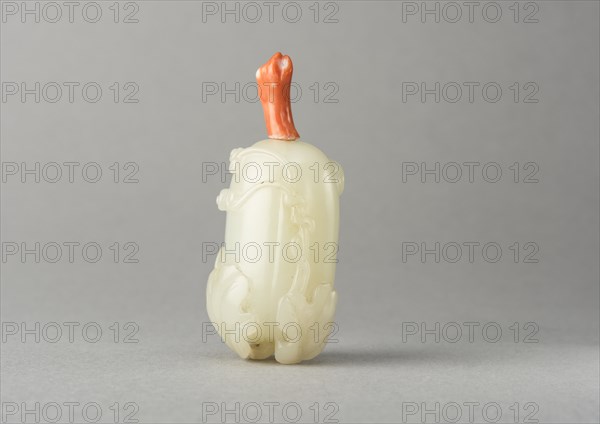 Jade snuff bottle, China, Qing dynasty, 1644-1911. Creator: Unknown.