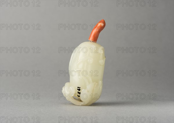 Jade snuff bottle, China, Qing dynasty, 1644-1911. Creator: Unknown.