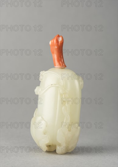Jade snuff bottle, China, Qing dynasty, 1644-1911. Creator: Unknown.
