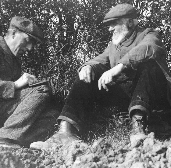 Cecil Sharp and Edwin Clay, Brailes, Warwickshire, (c1900-1910) Artist: Cecil Sharp