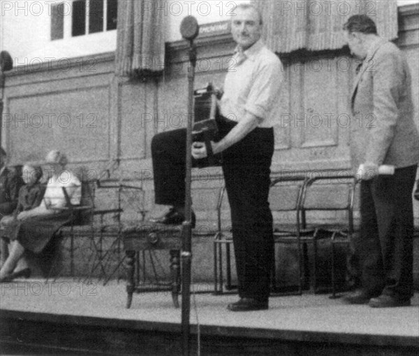 Bob Roberts and Bob Copper, Cecil Sharp House, London, October 1957. Artist: Eddis Thomas