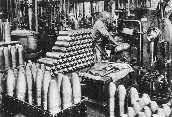 German state munition factory, World War I, 1917. Artist: Unknown