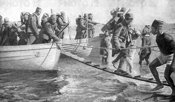 Senegalese soldiers embarking on the Egyptian coast, World War I, 1915. Artist: Unknown