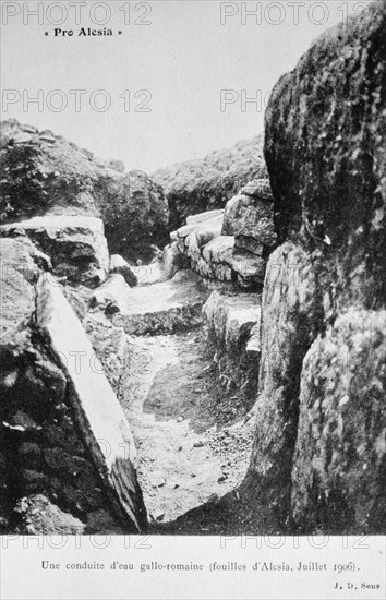 Gallo-Roman water pipeline, excavations of Alesia, July 1906. Artist: Unknown