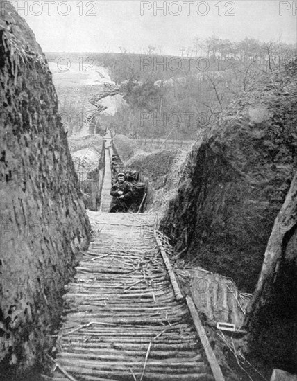 A communication trench and path towards the front, France, World War I, 1915. Artist: Unknown