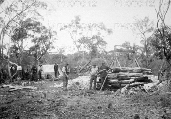 Waterfall gold mine, Boorara, Kalgoorlie, Western Australia, 1896. Artist: Unknown