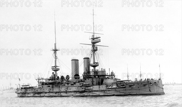 HMS 'Bulwark', British battleship, c1899-1914. Artist: Unknown