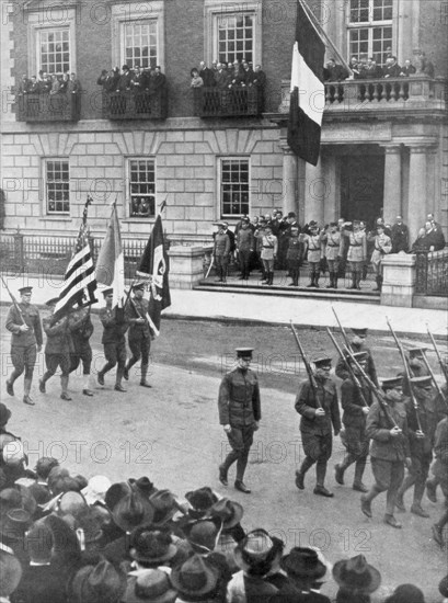 The French military mission to America, the Harvard Club, Boston, Massachusetts, USA, 1917. Artist: Unknown