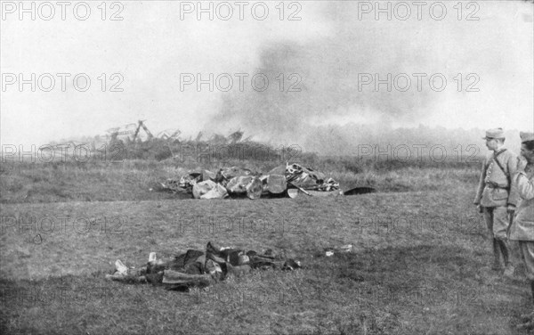 The carcass of Zeppelin LZ93 (L44), St Clement, France, 20 October 1917. Artist: Unknown